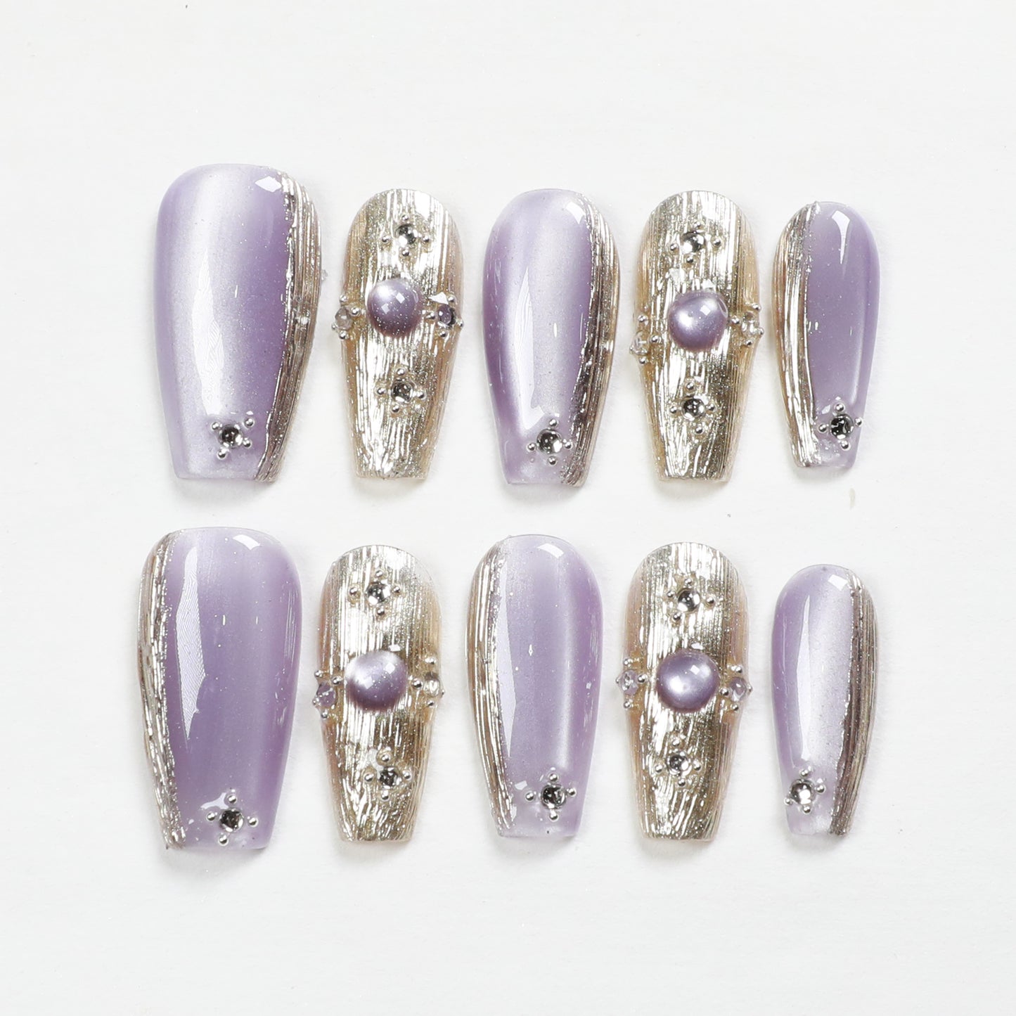 Love Scratch | Purple Mid Length Coffin Buccellati Press-on Nails