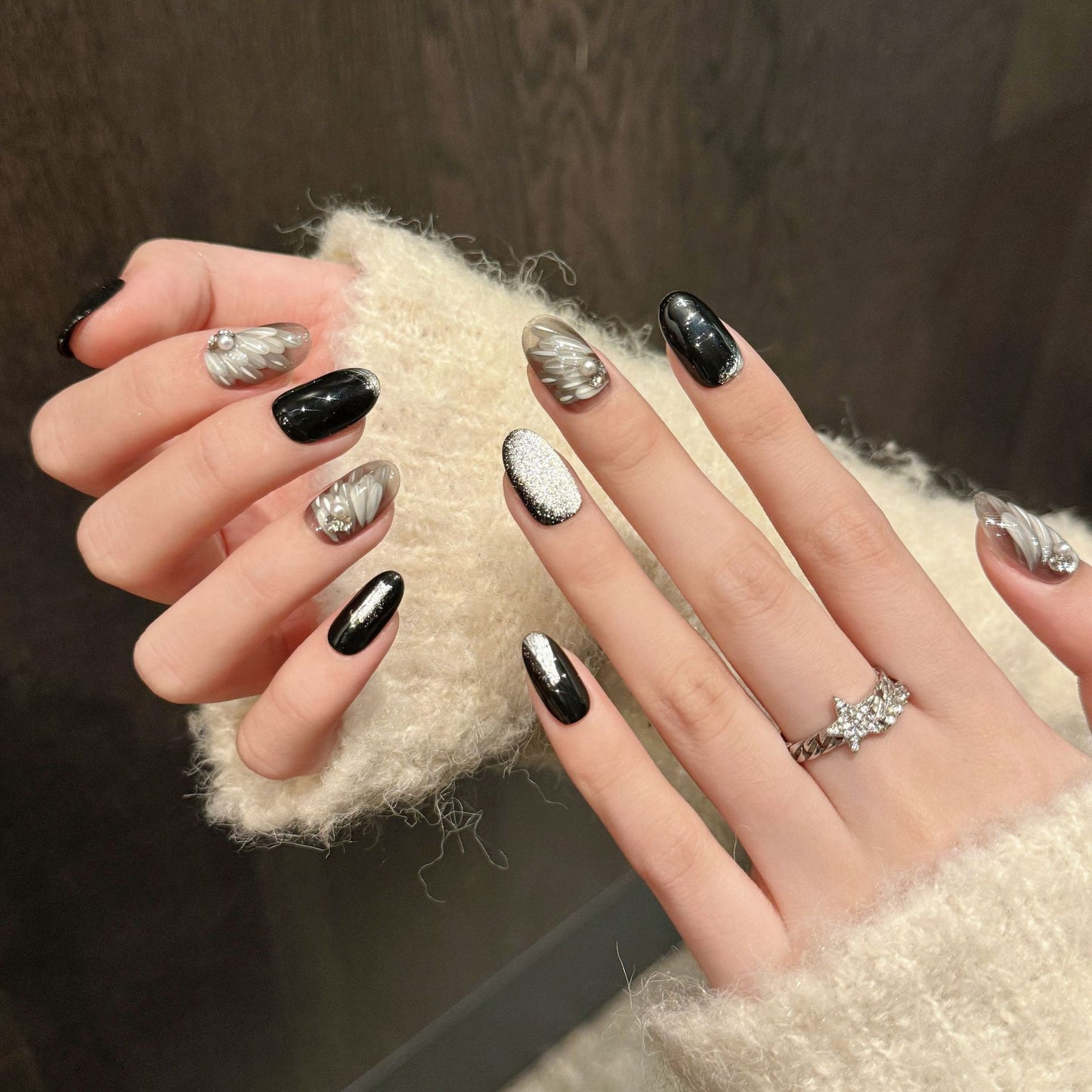 Love Scratch | Black Short Oval Hand Painted Press-on Nails
