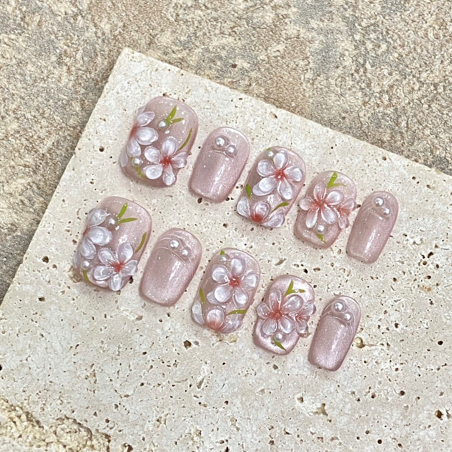 Love Scratch | Short Coffin 10pcs Press-on Nails
