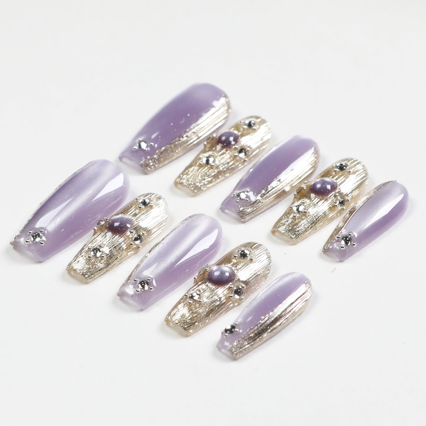 Love Scratch | Purple Mid Length Coffin Buccellati Press-on Nails