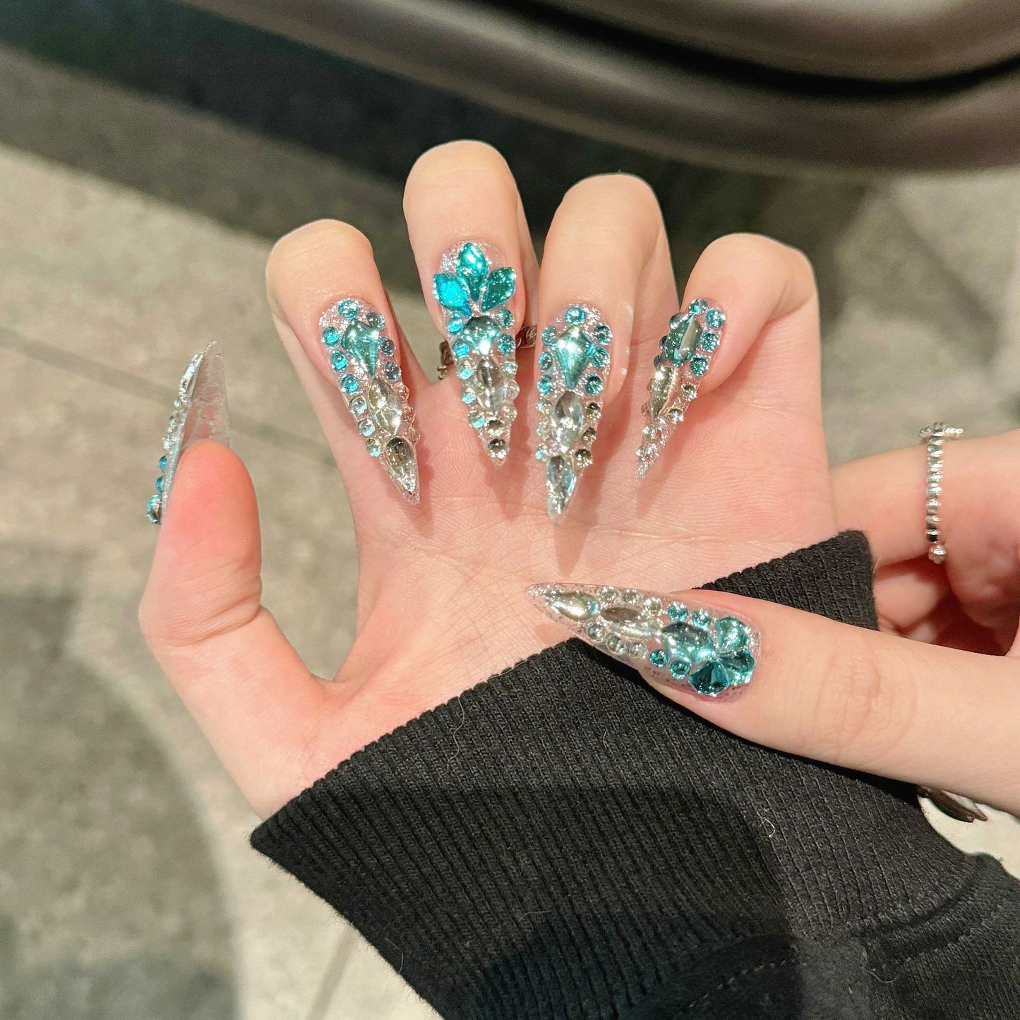 Love Scratch | Blue Long Stiletto Rhine Stone Press-on Nails