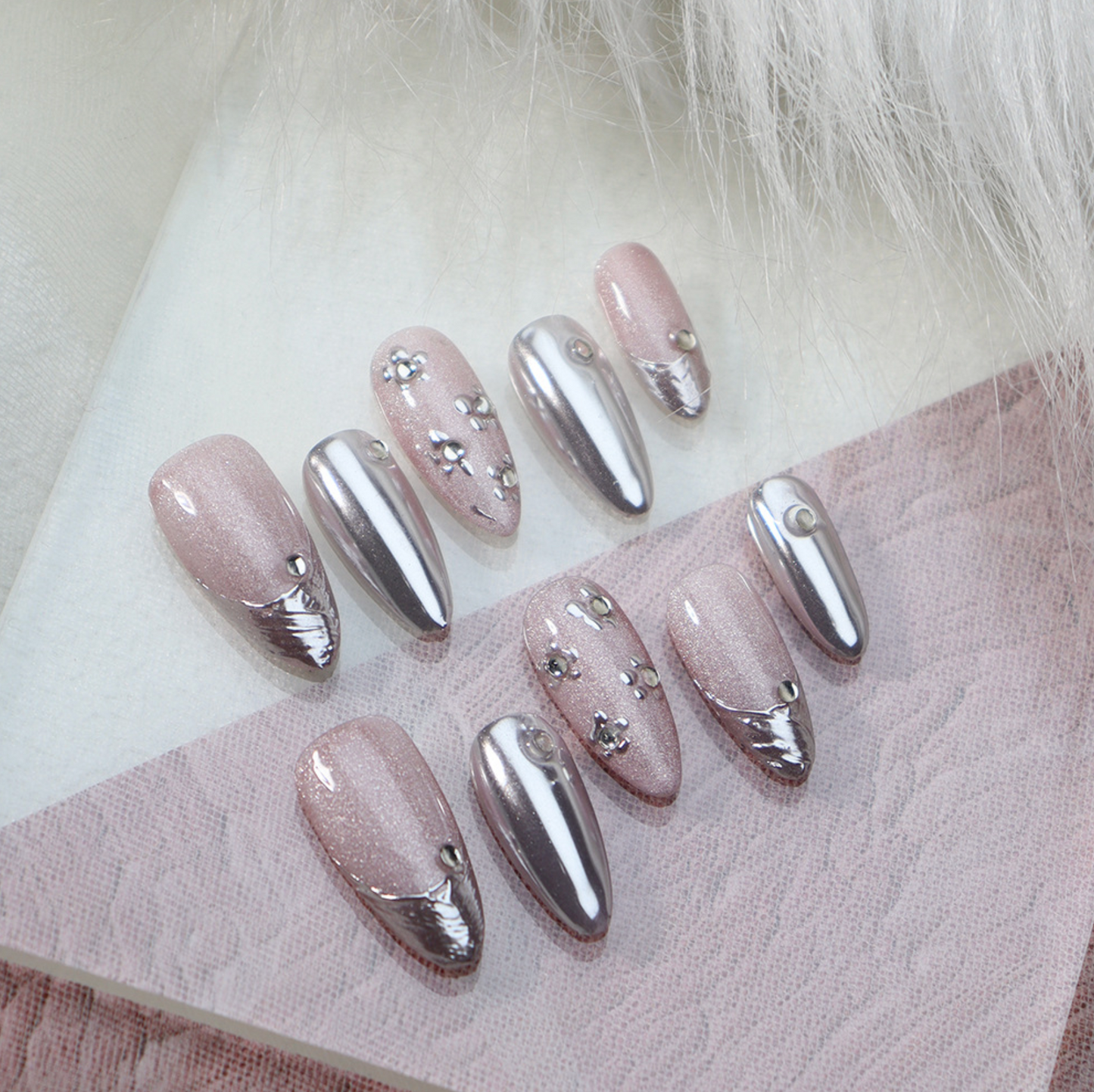 Love Scratch | Pink Regular Almond Metallic Press-on Nails