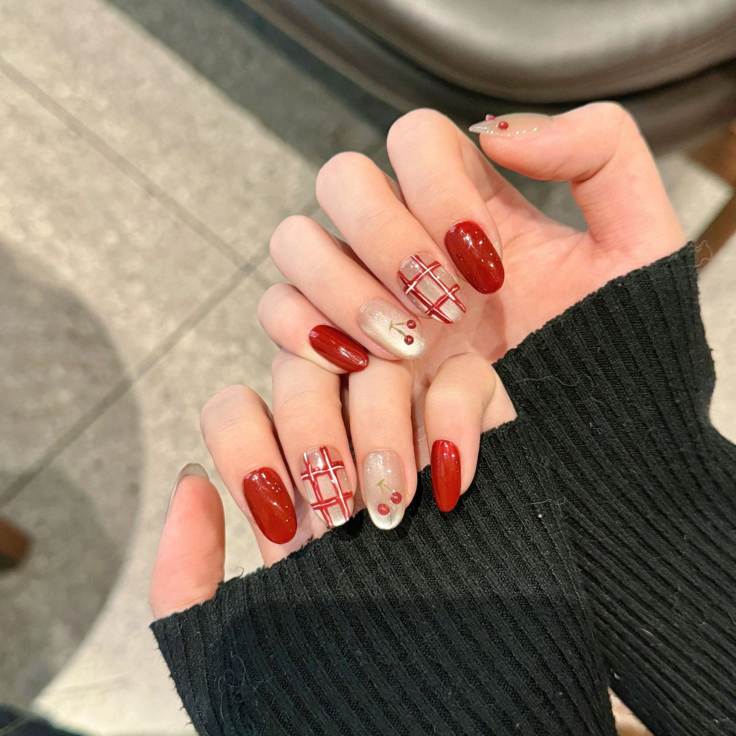 Love Scratch | Red Cherry Short Oval Hand Painted Press-on Nails
