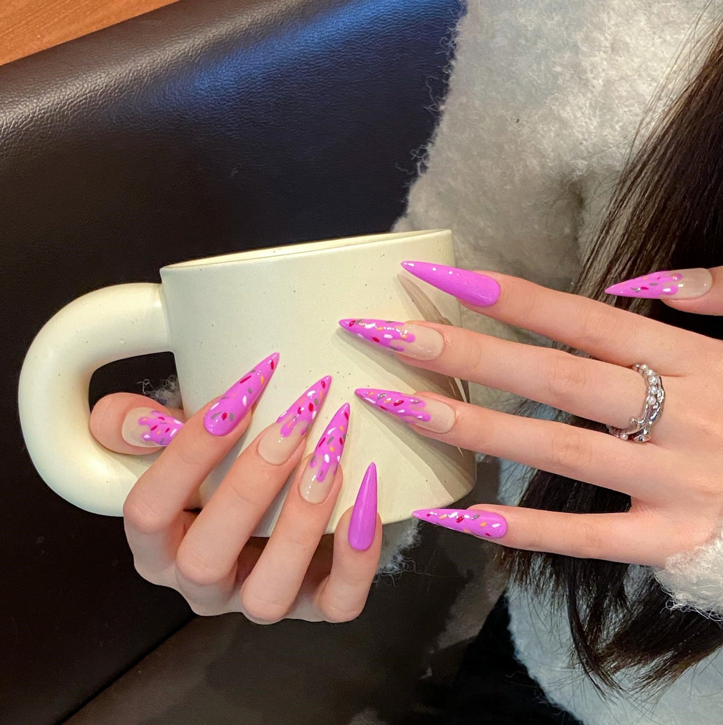 Love Scratch | Pink Long Stiletto Cartoon Press-on Nails