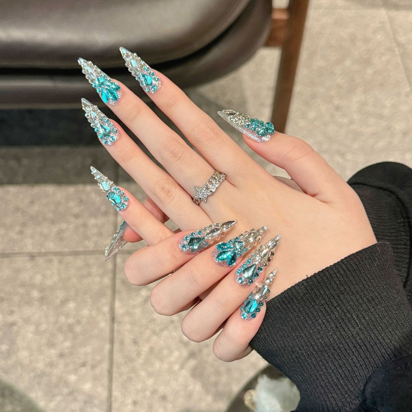 Love Scratch | Blue Long Stiletto Rhine Stone Press-on Nails