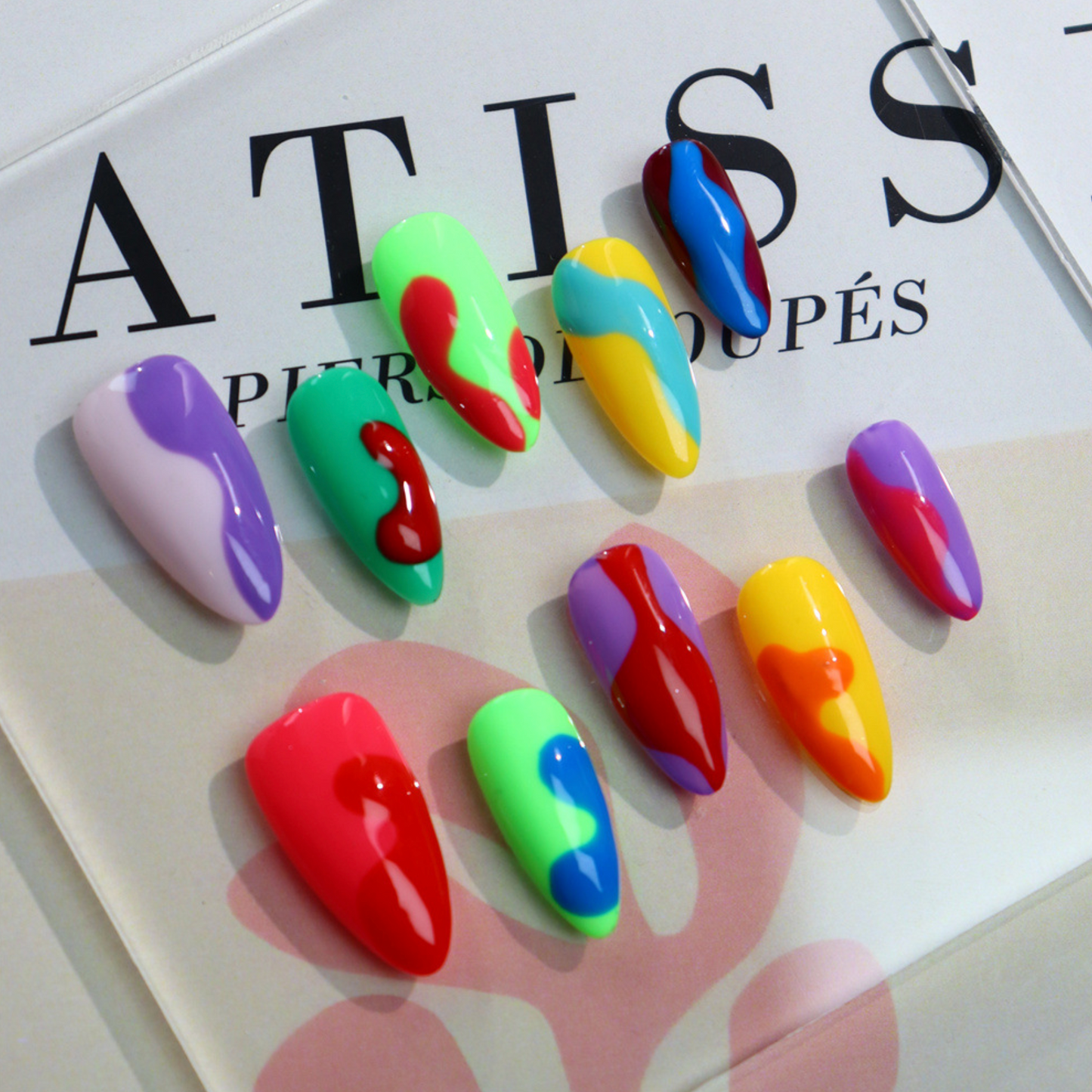 Love Scratch | Colorful Regular Almond Hand Painted Press-on Nails