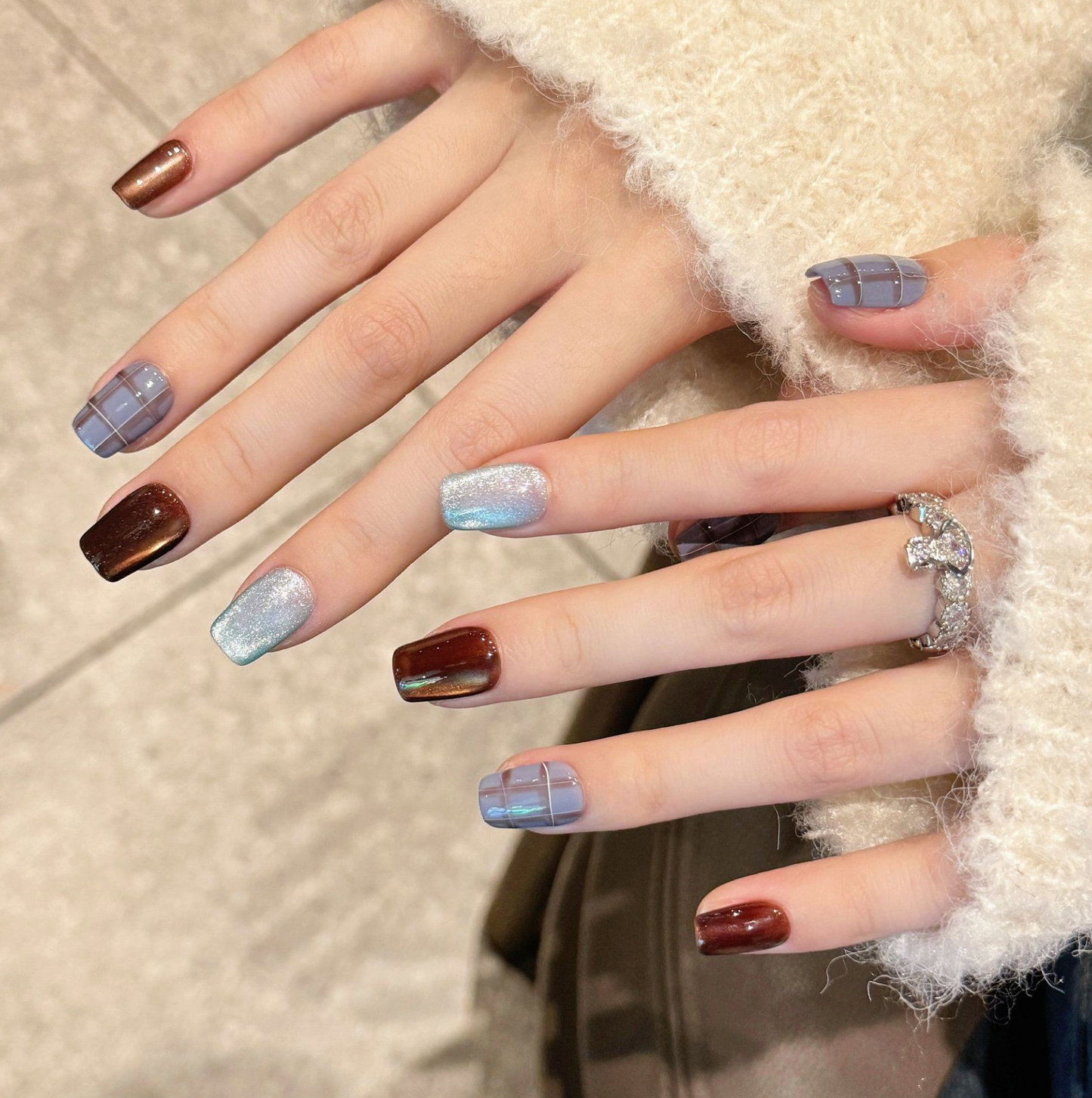 Love Scratch | Brown and Blue Short Coffin Plaid Press-on Nails