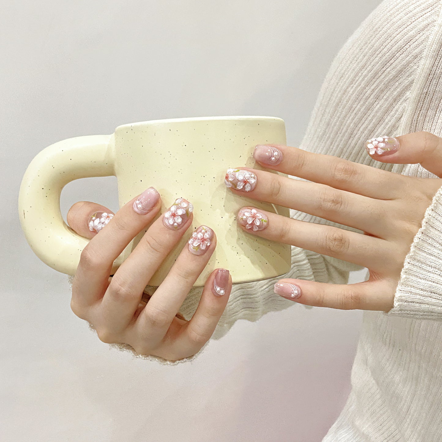 Love Scratch | Pink Short Coffin 4D Flowers Press-on Nails