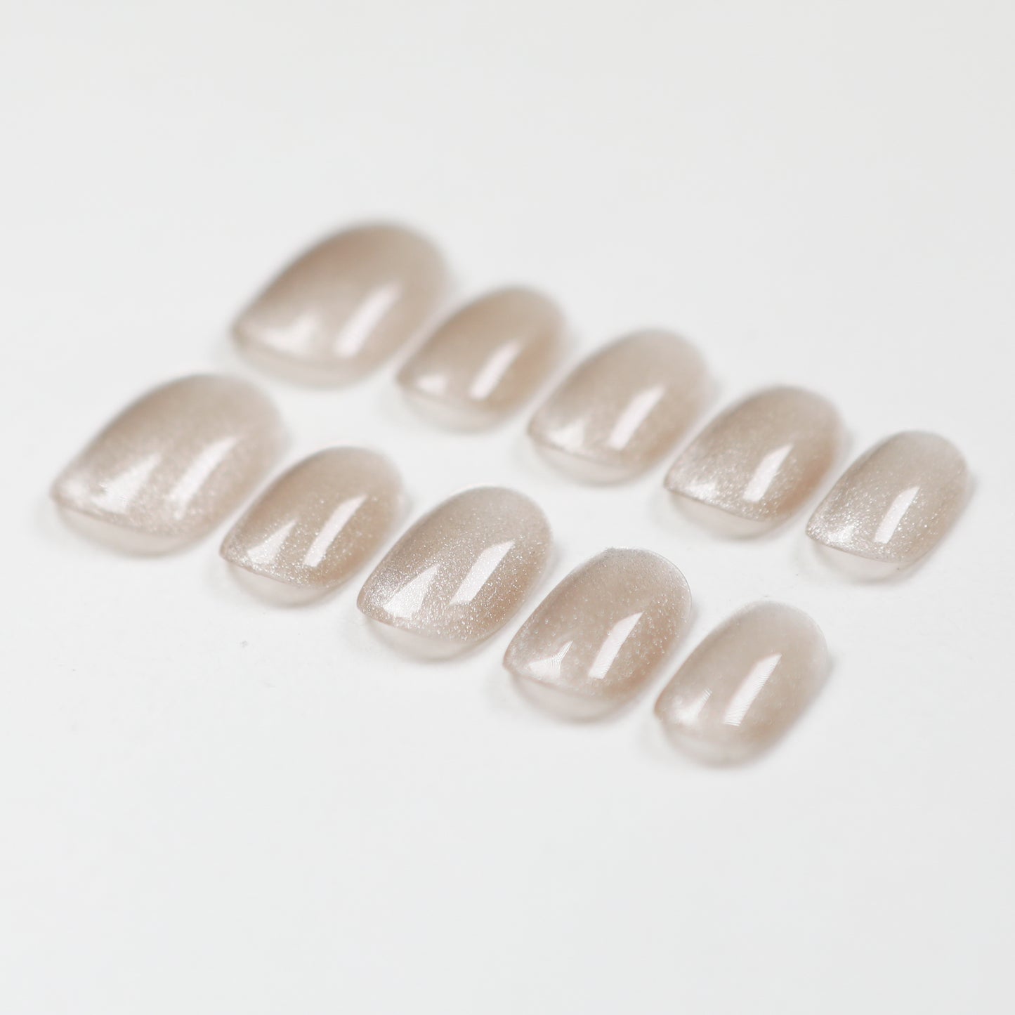 Love Scratch | Champagne Short Square Cat Eye Press-on Nails