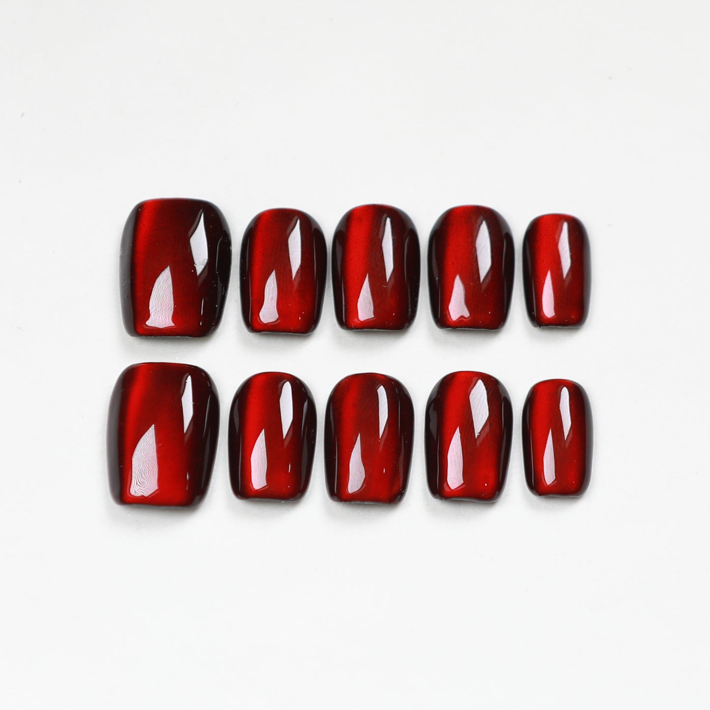 Love Scratch | Red Short Square Cat Eye Press-on Nails