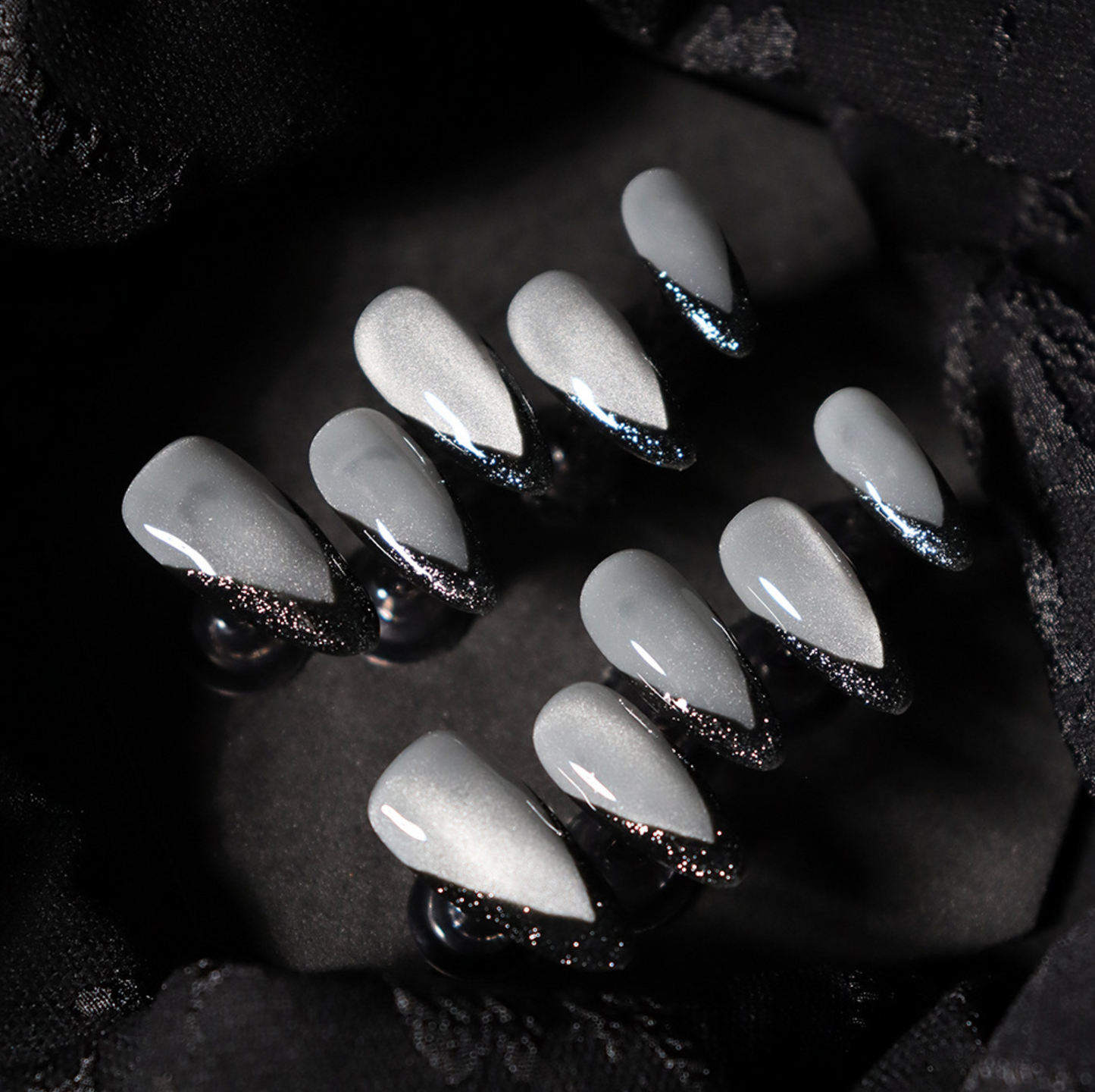 Love Scratch | Grey Regular Almond Metallic French Tip Press-on Nails