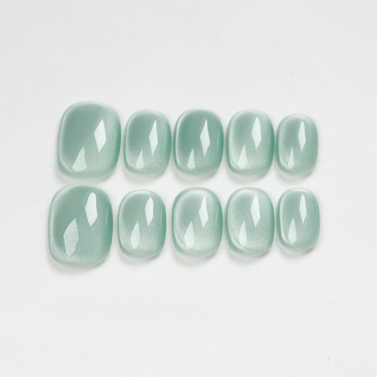 Love Scratch | Green Short Square Cat Eye Press-on Nails
