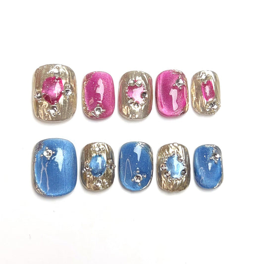 Love Scratch | Pink & Blue Short Square Cat Eye Press-on Nails