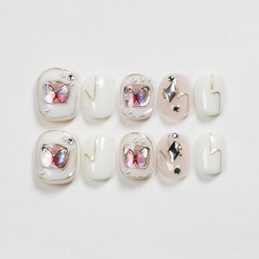 Love Scratch | White Short Square Butterfly Press-on Nails