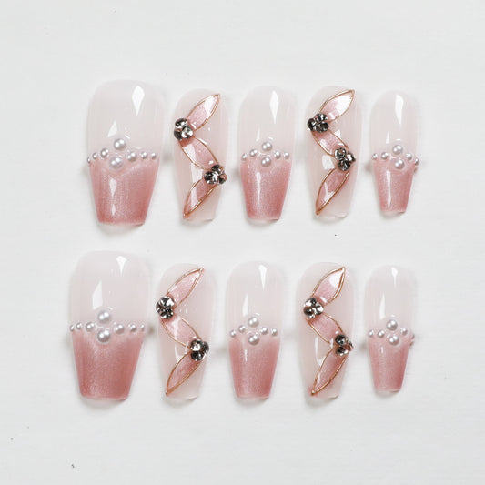 Love Scratch | Pink Mid Length Coffin Diamond Press-on Nails