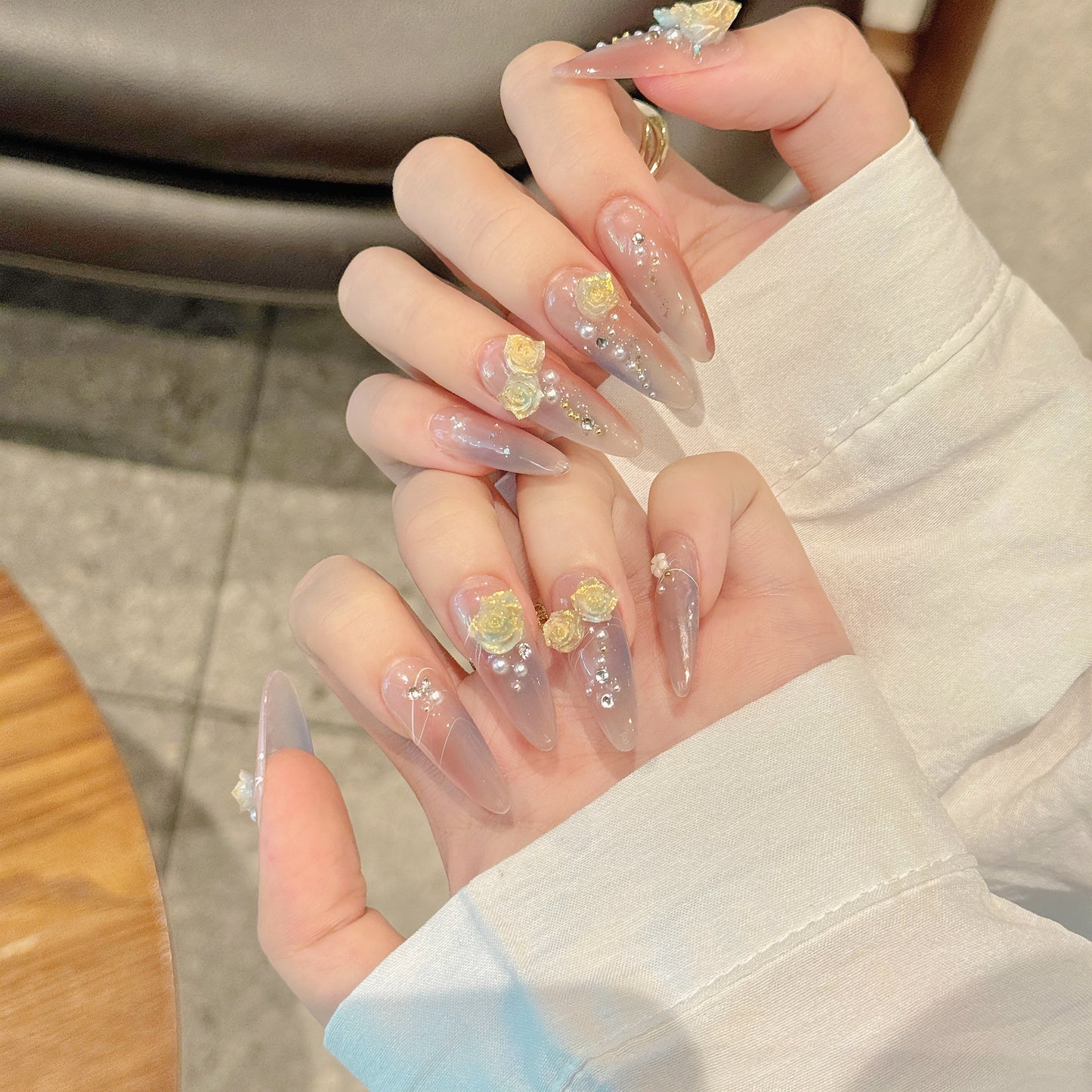 Love Scratch | Pink Long Oval 4D Flowers Shinning Press-on Nails