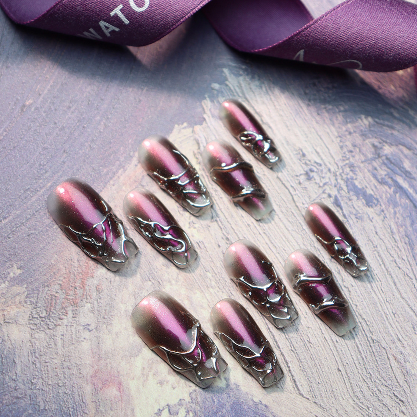 Love Scratch | Purple Regular Coffin Swirls Press-on Nails