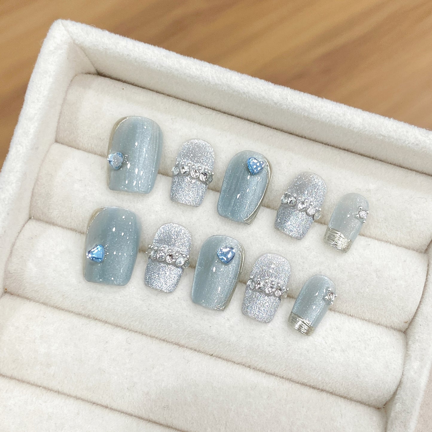 Love Scratch | Blue Short Square Cat Eye Press-on Nails
