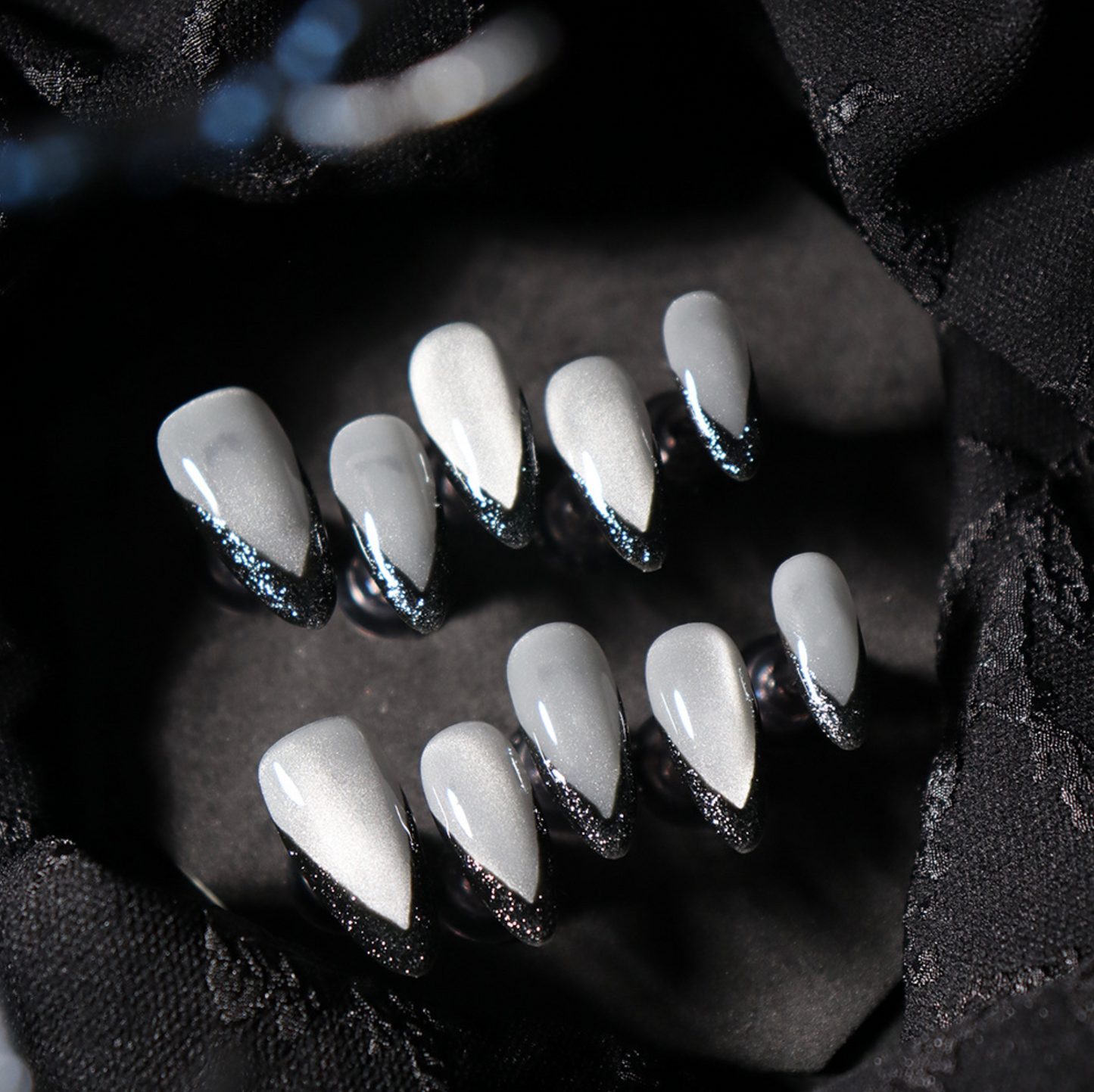 Love Scratch | Grey Regular Almond Metallic French Tip Press-on Nails
