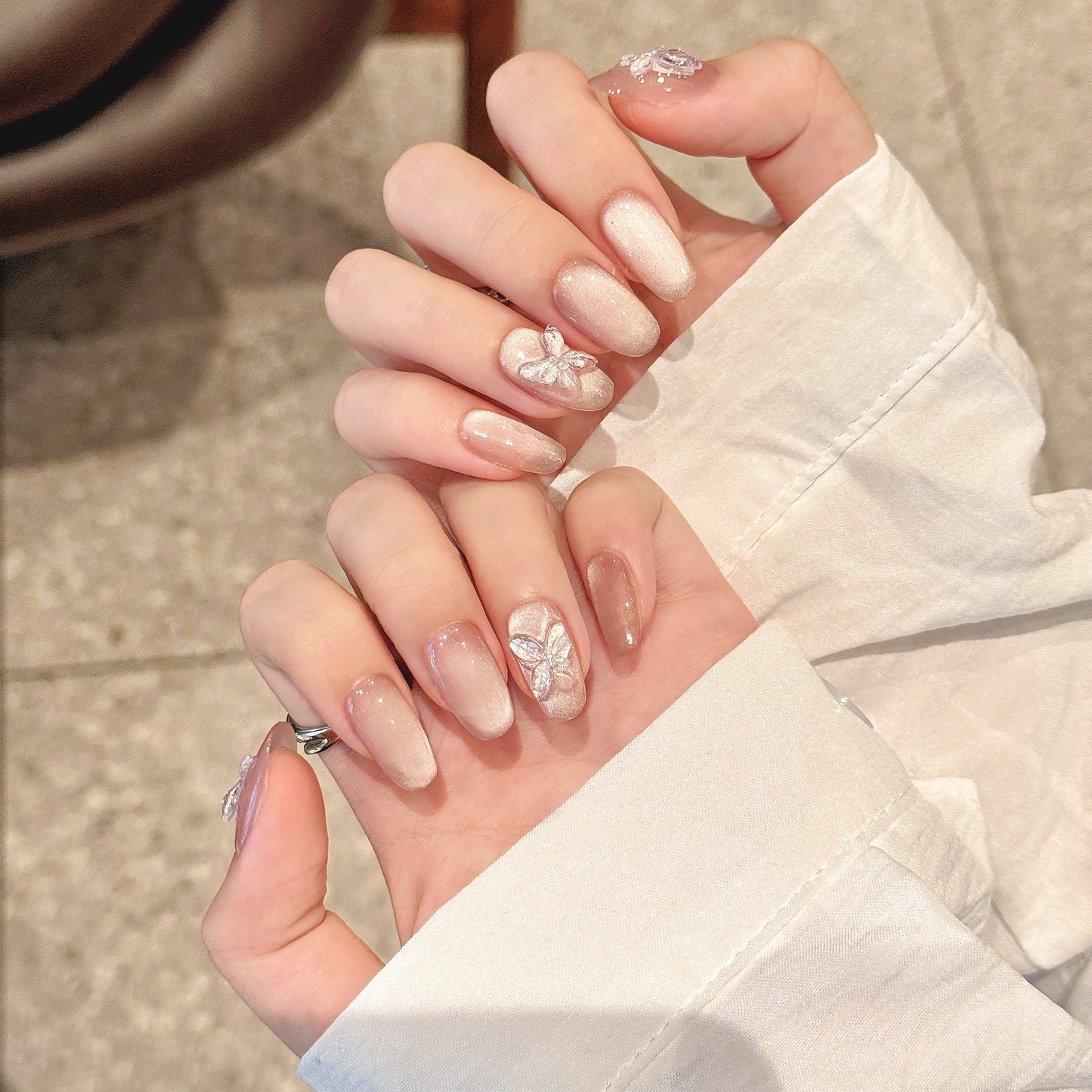 Love Scratch | Pink Short Oval Butterfly Press-on Nails