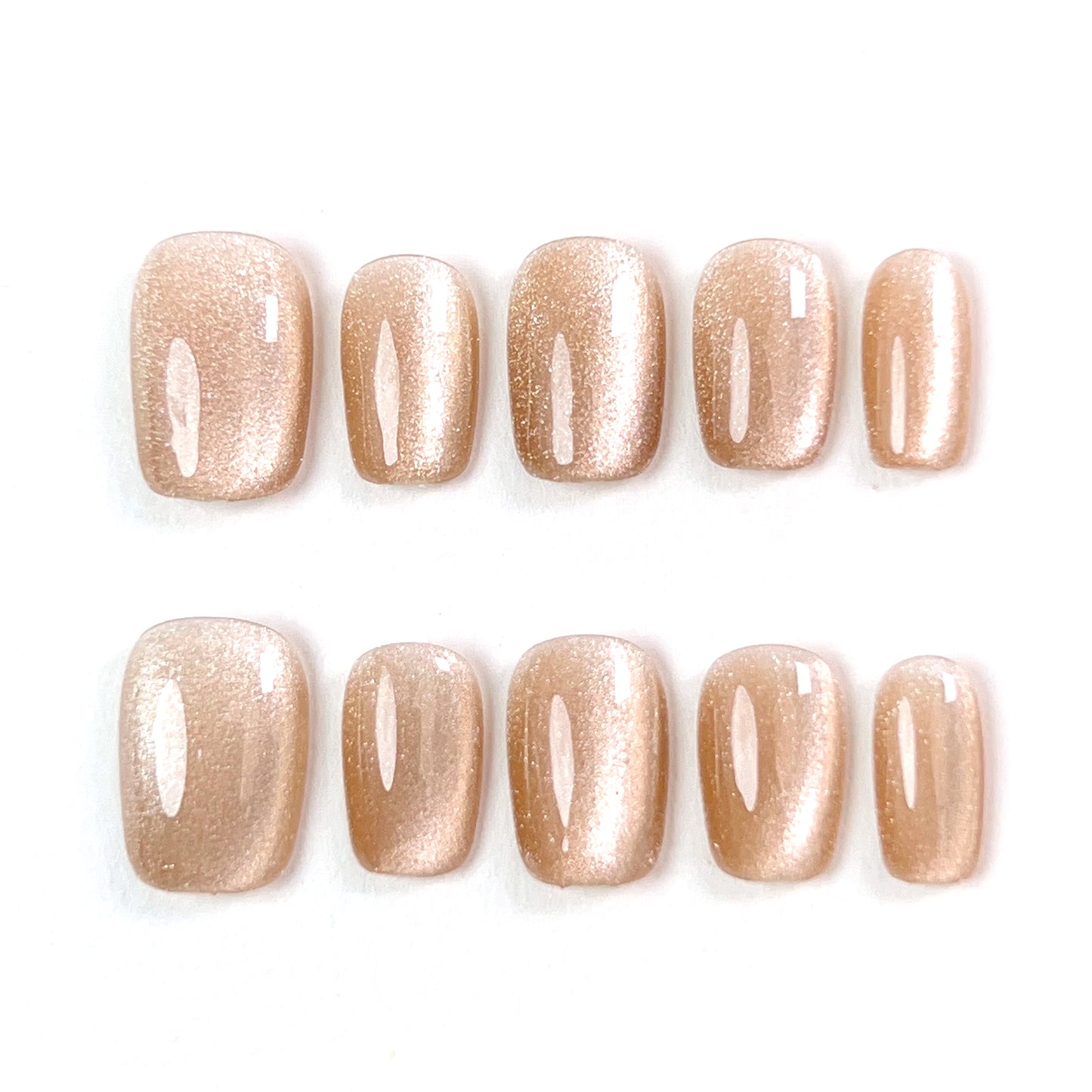 Smoothie Powder Short Cat Eye Press-on Nails