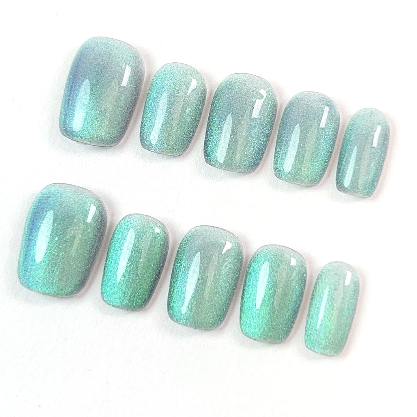 Mint Green Short Cat Eye Press-on Nails