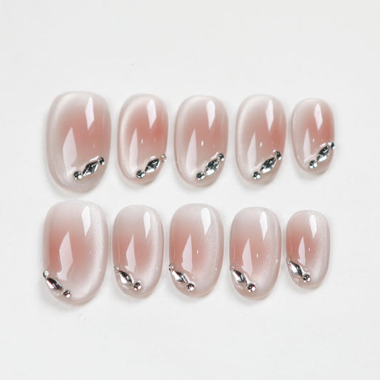Love Scratch | Champagne Short Oval Cat Eye Press-on Nails