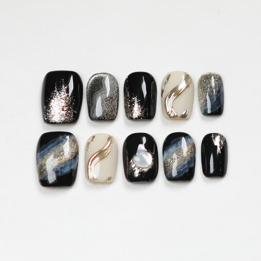Love Scratch | Black Short Square Blackness Press-on Nails